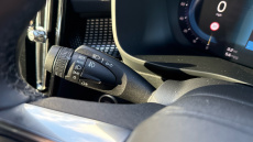 Volvo XC40 2.0 B3P Plus Dark 5dr Auto Petrol Estate